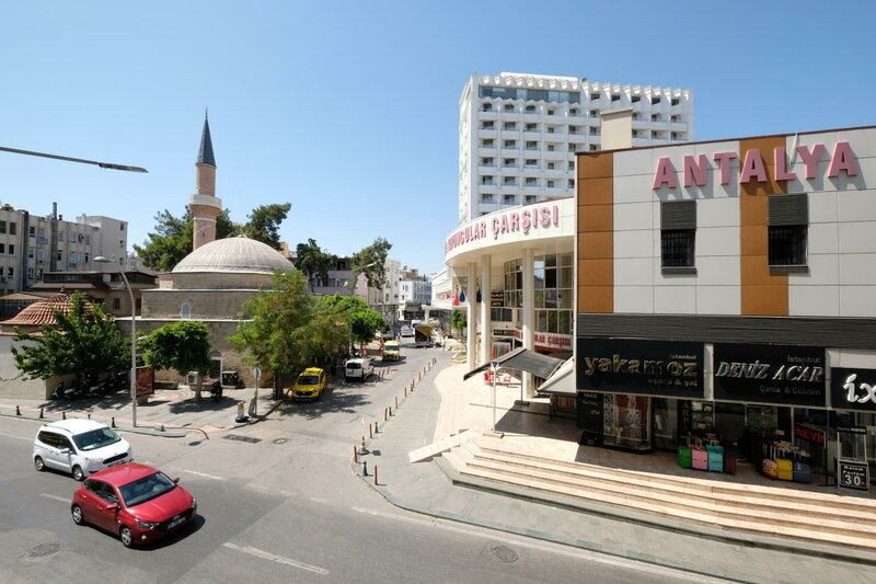 Гостиница Sehir Hotel в Муратпаше