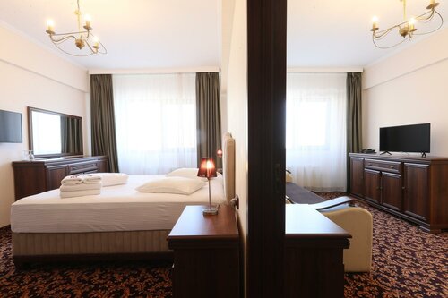 Гостиница Hotel Impero в Орадя