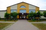 Au Uspensky tsentr kultury i dosuga (selo Uspenka, ulitsa Kommunarov, 1) ، دار الثقافة