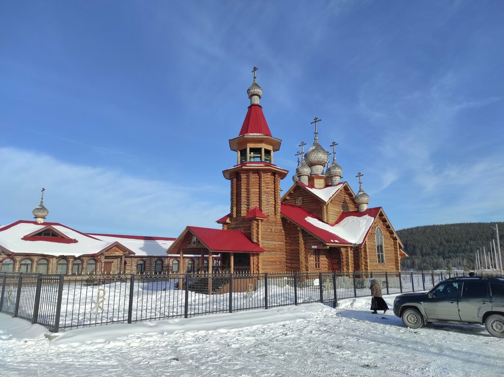 كنيسة أرثوذكسية Tserkov Georgiya Pobedonostsa V Mariinske ، مقاطعة سفيردلوفسك، صورة