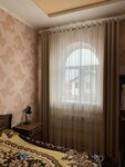 Тюль (ulitsa Krasnozelyonykh, 8/1) ، الستائر، قضبان الستائر