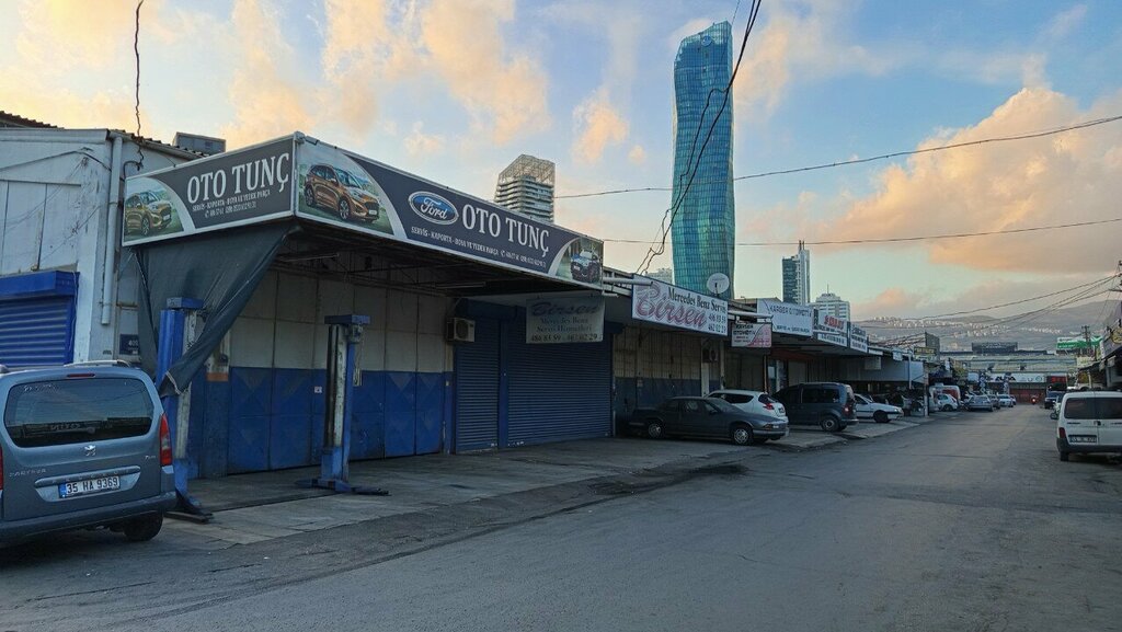 Auto parts and auto goods store Denizcan Oto, Izmir, photo