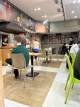 Degusto (Victor Dolidze Street, 2) ، مقهى