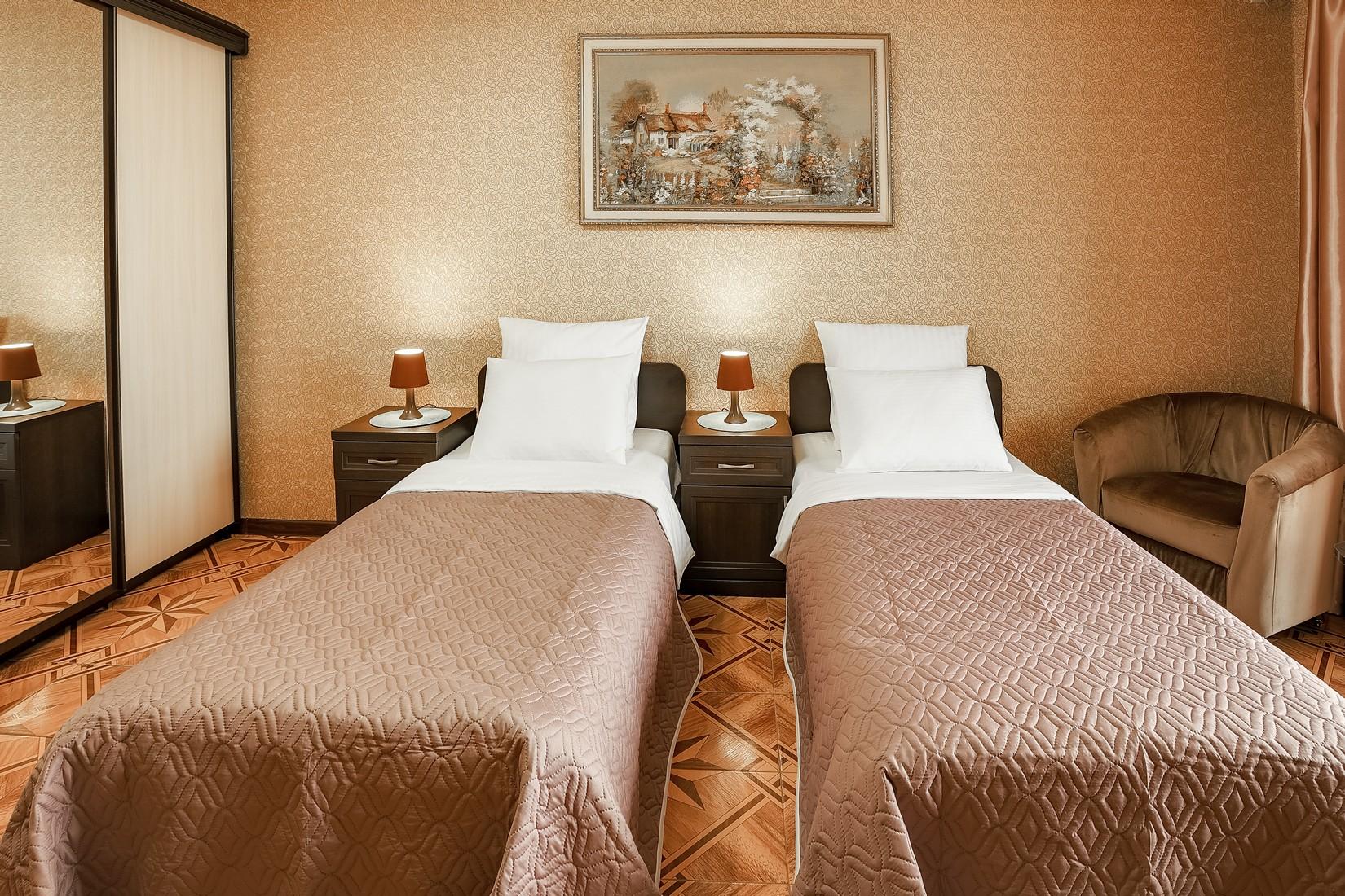 Фото отеля 2