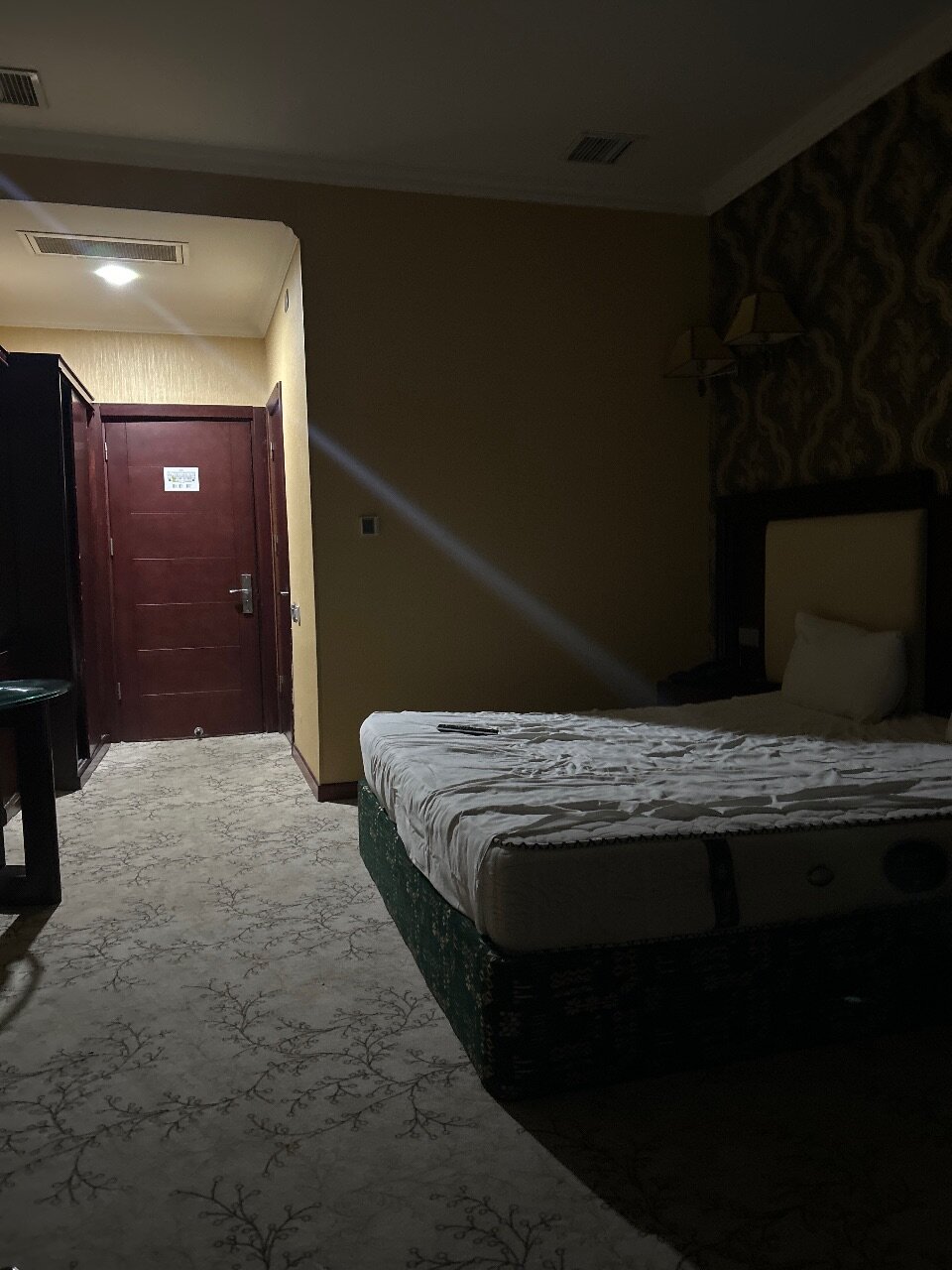 Фото Emerald Hotel