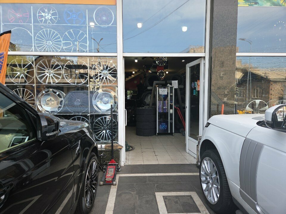 Tires and wheels Autohouse, Yerevan, photo