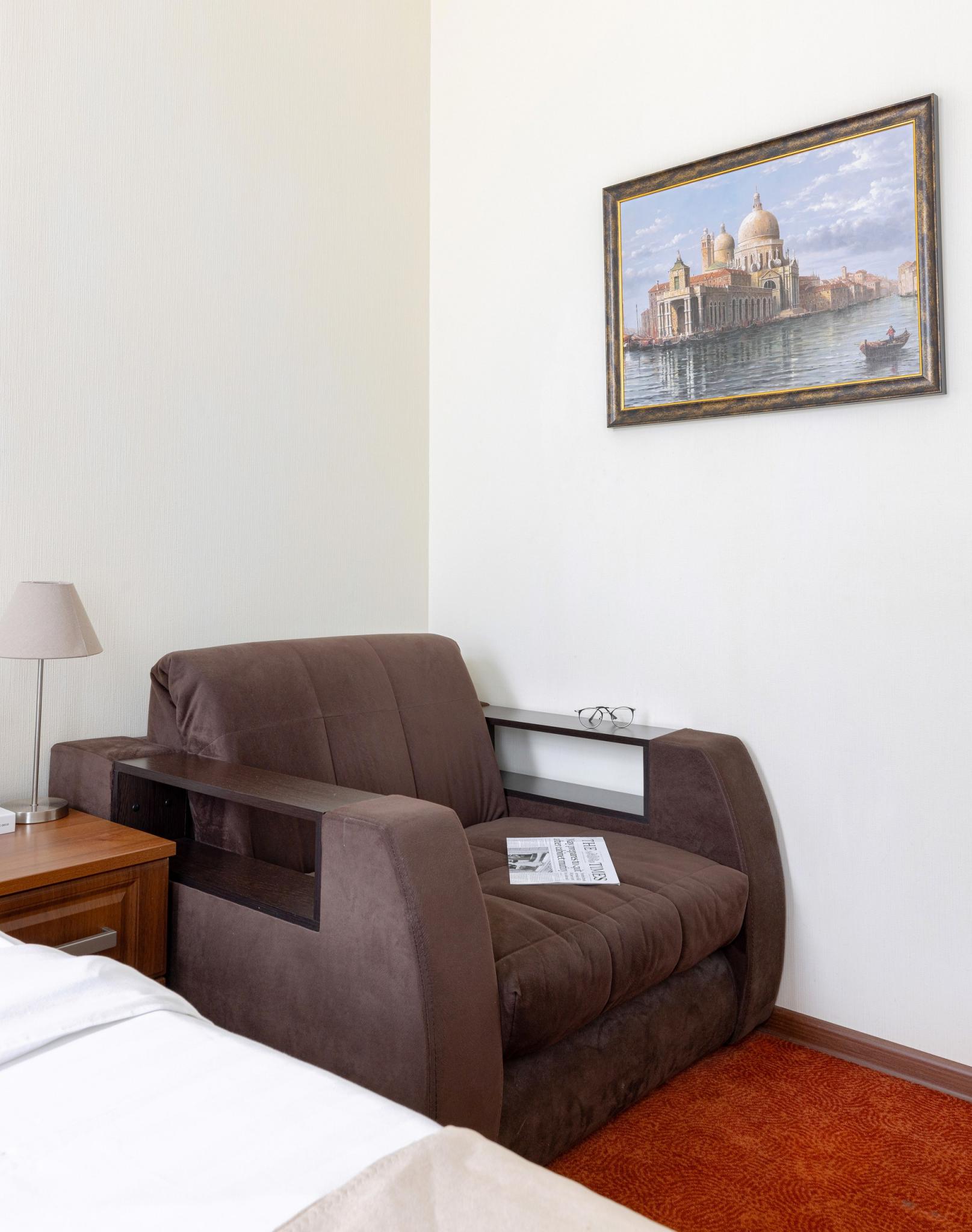 Фото Solo на Владимирской площади