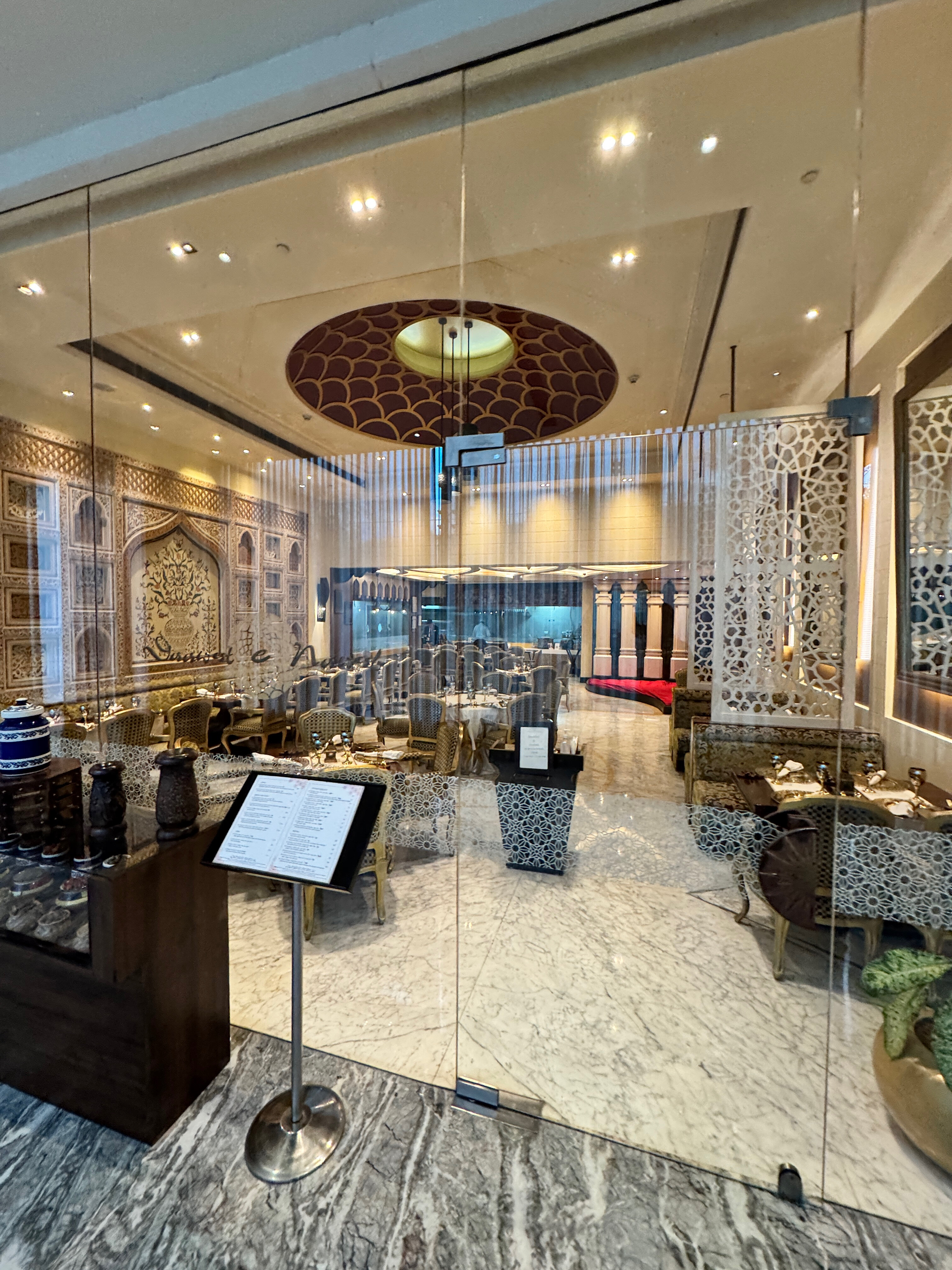 Фото Taj Hotel & Convention Centre, Agra