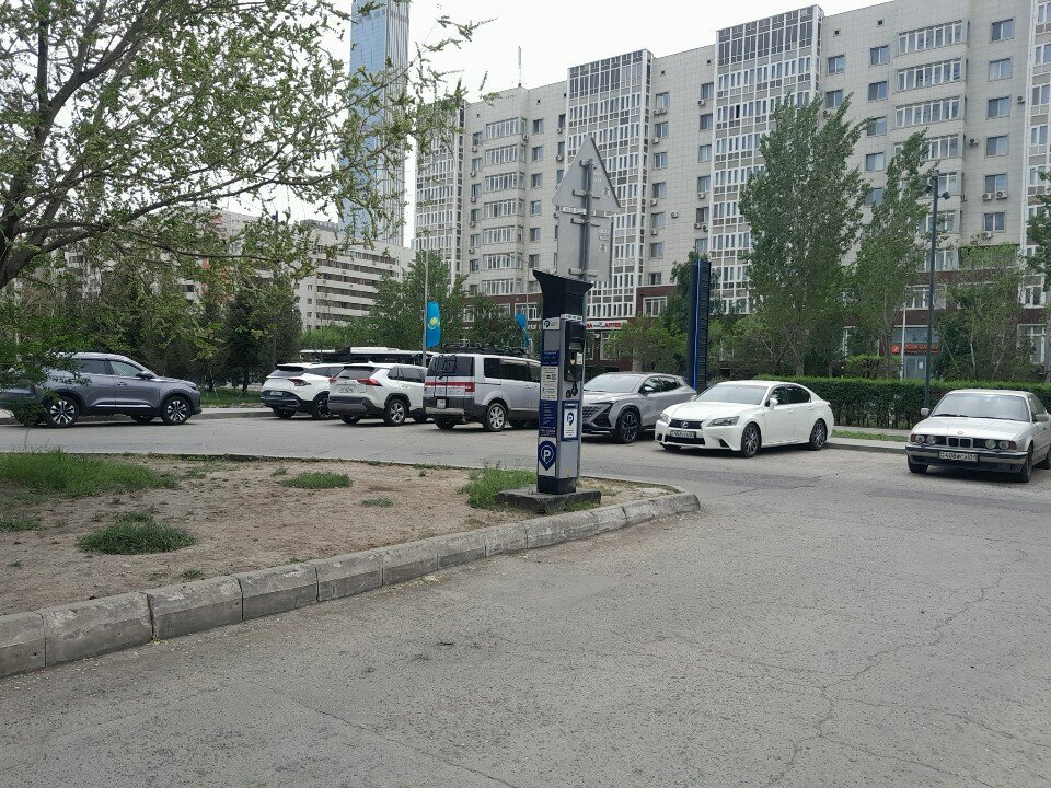 Parking meter Парковочное пространство Астаны, Astana, photo