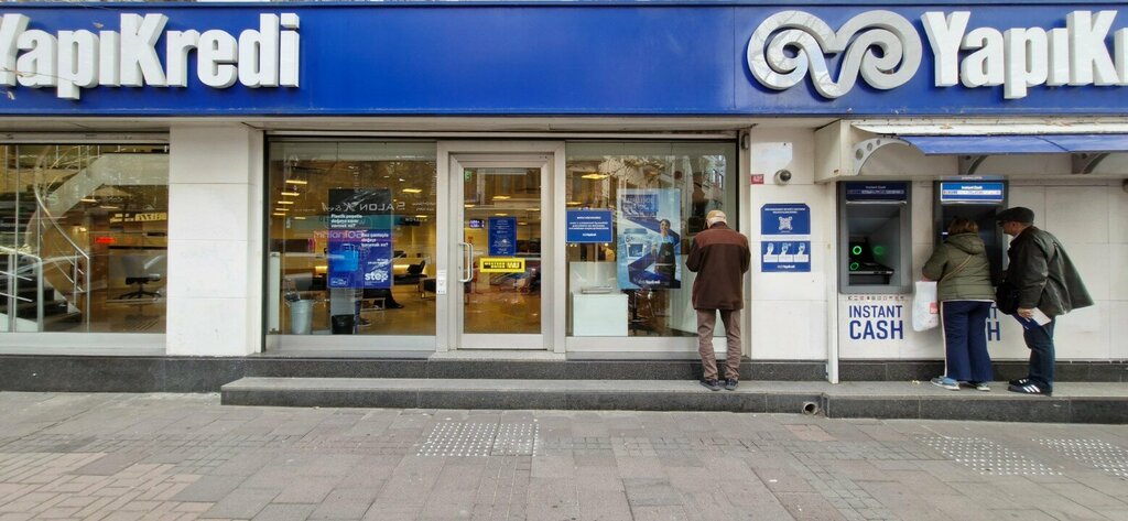 Bank Yapi Kredi, Istanbul, photo