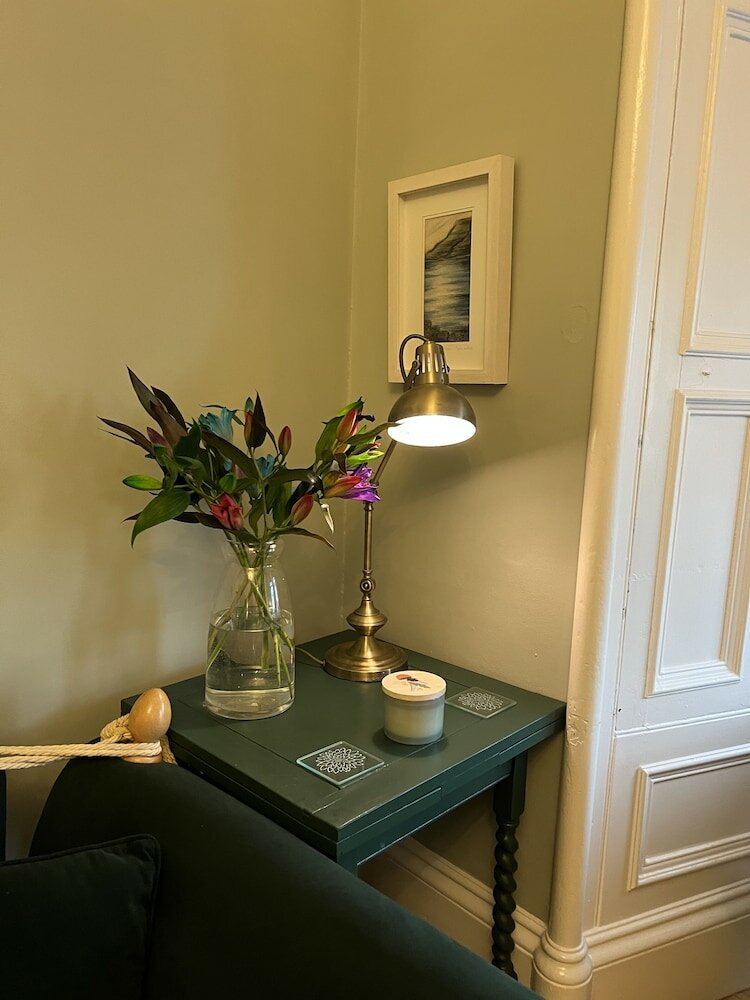 Фото Bythesea Guest House