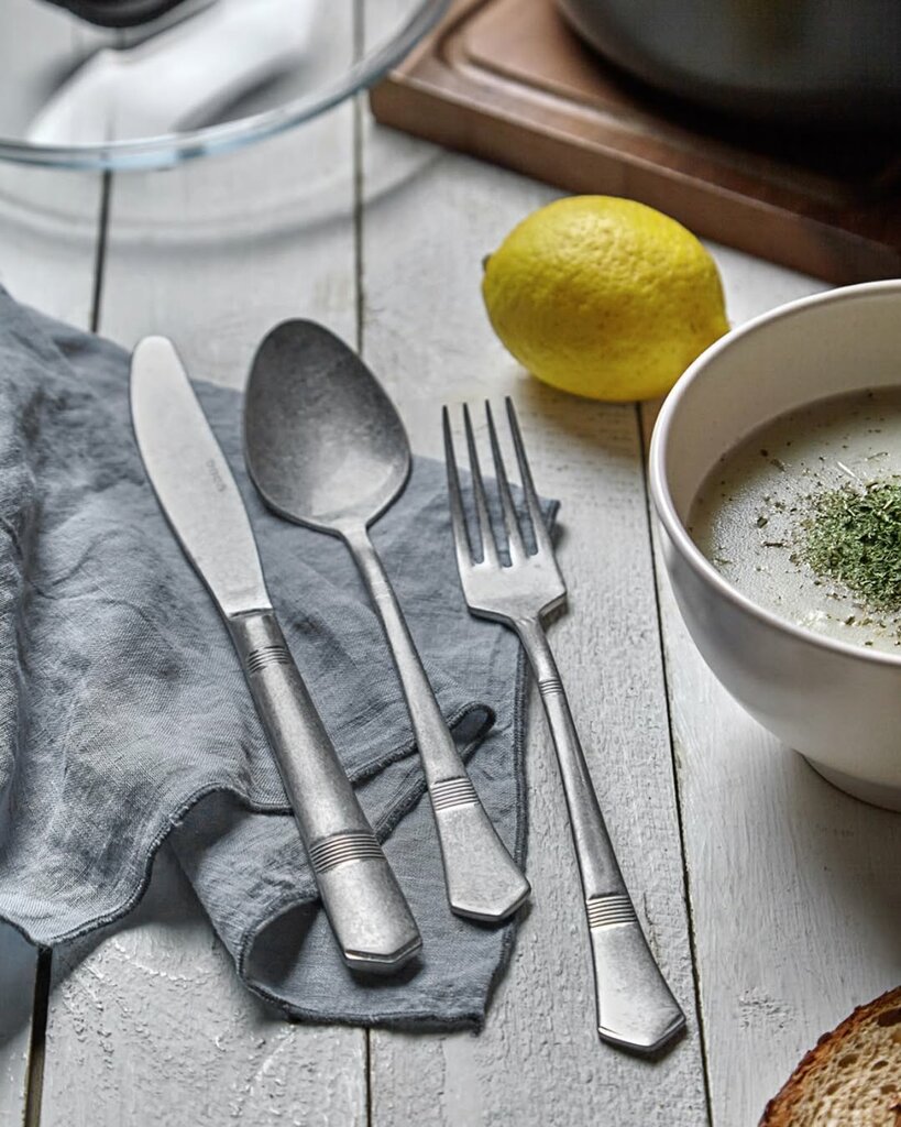 Tableware shop Onon, Istanbul, photo