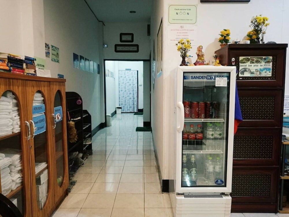 Фото Near The Park Backpack House