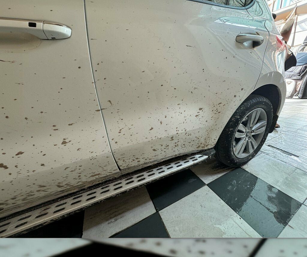 Demolition of buildings Dhm Excavation, Izmir, photo