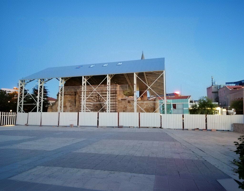 Convenience store Cacabey Jewelers and Goldsmiths Underground Bazaar, Kirsehir, photo