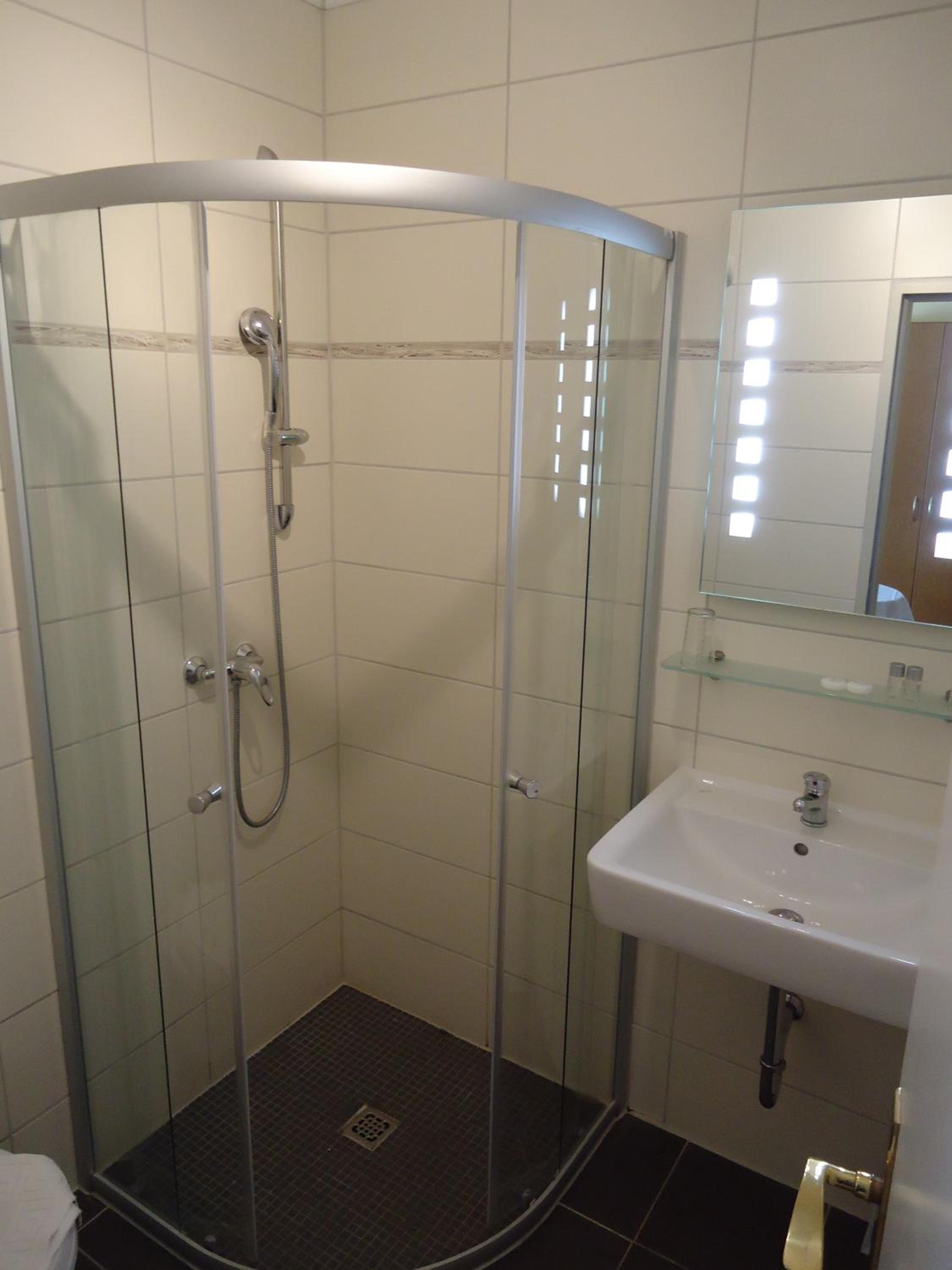 Фото Hotel Ottersleben