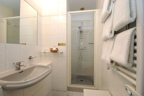 Фото Hôtel Porte Mars Reims Gare Centre