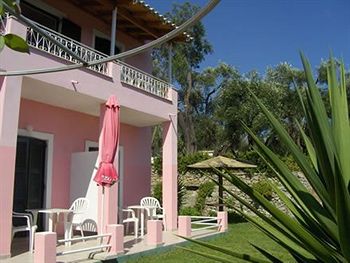 Фото Ipsia Apartments