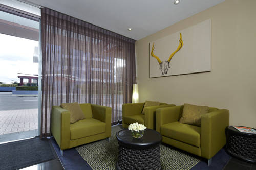 Фото Adina Apartment