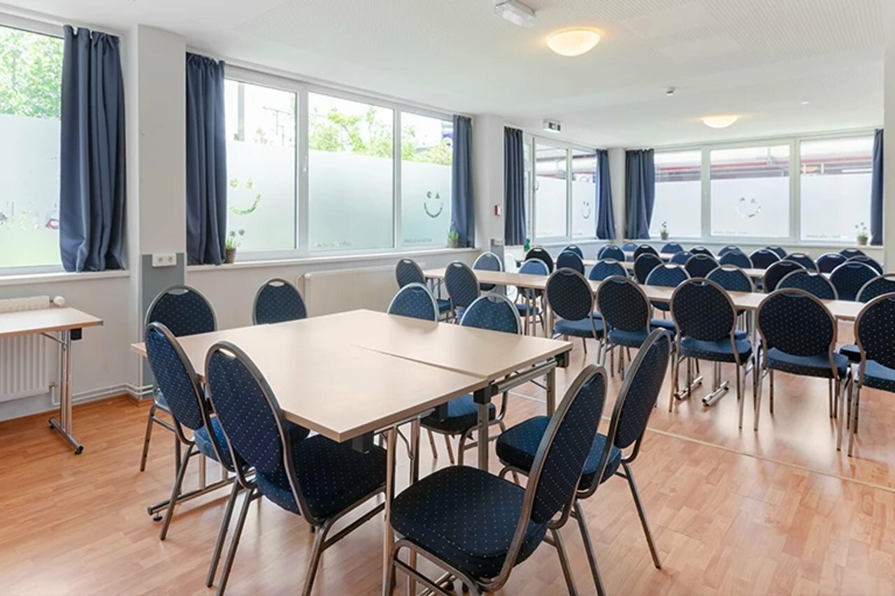 Фото A&o Frankfurt Galluswarte