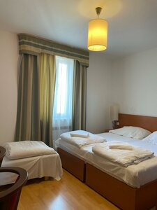 Гостиница Gallery Hotel Sis