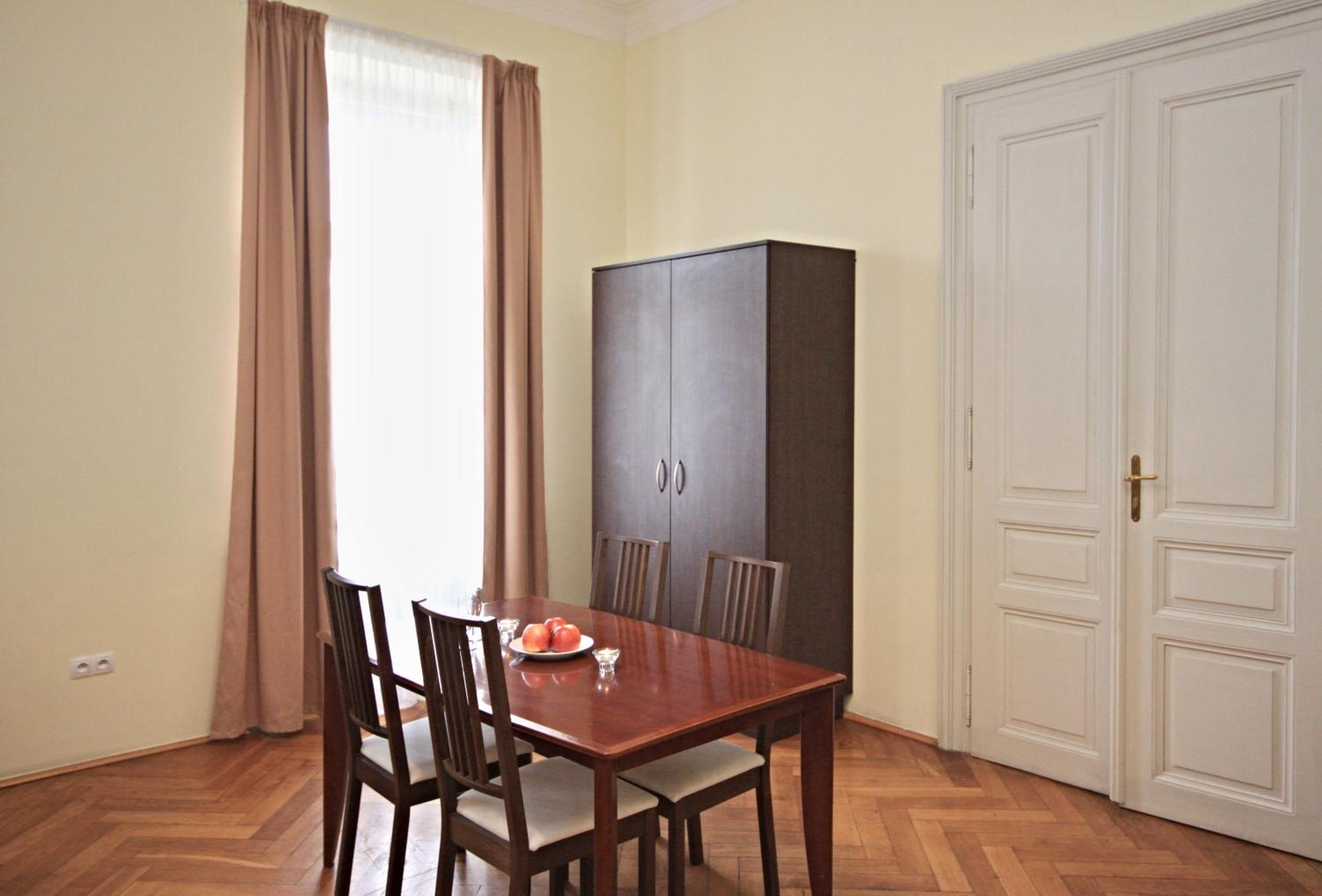 Фото RiverView Palace Apartments