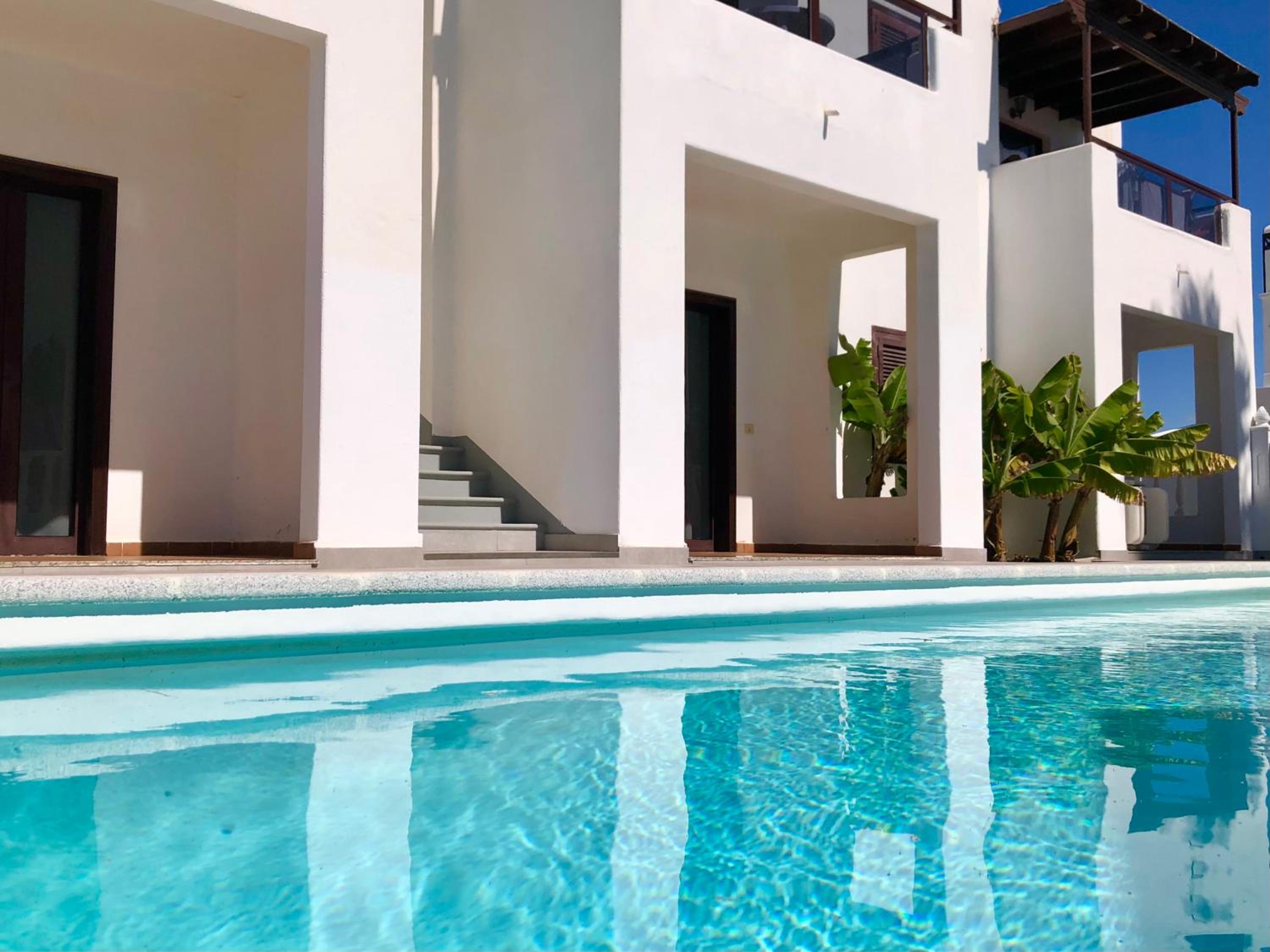 Фото Apartamentos La Laguneta