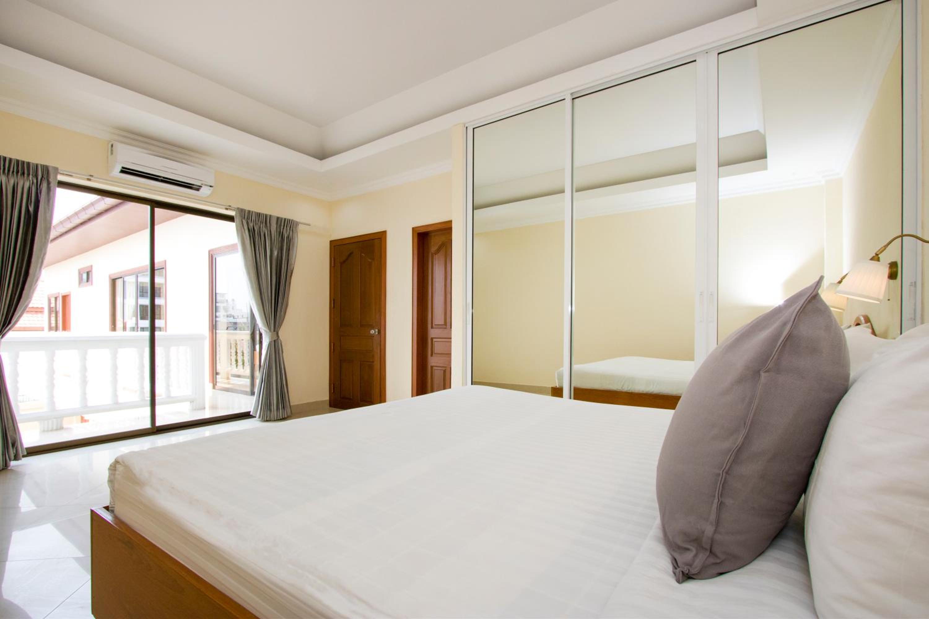 Фото Avoca Pool Villas