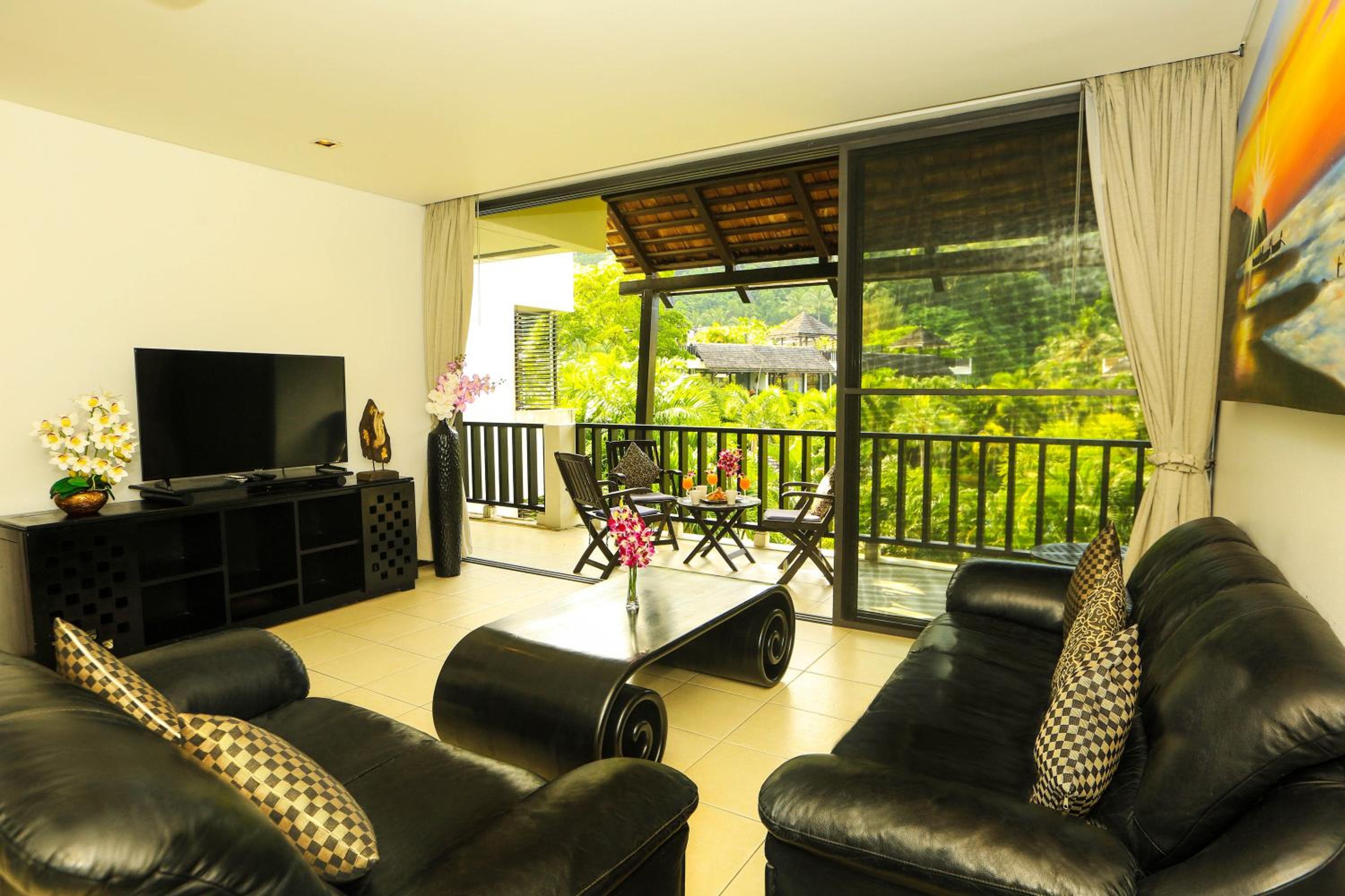 Фото Bangtao Beach Garden