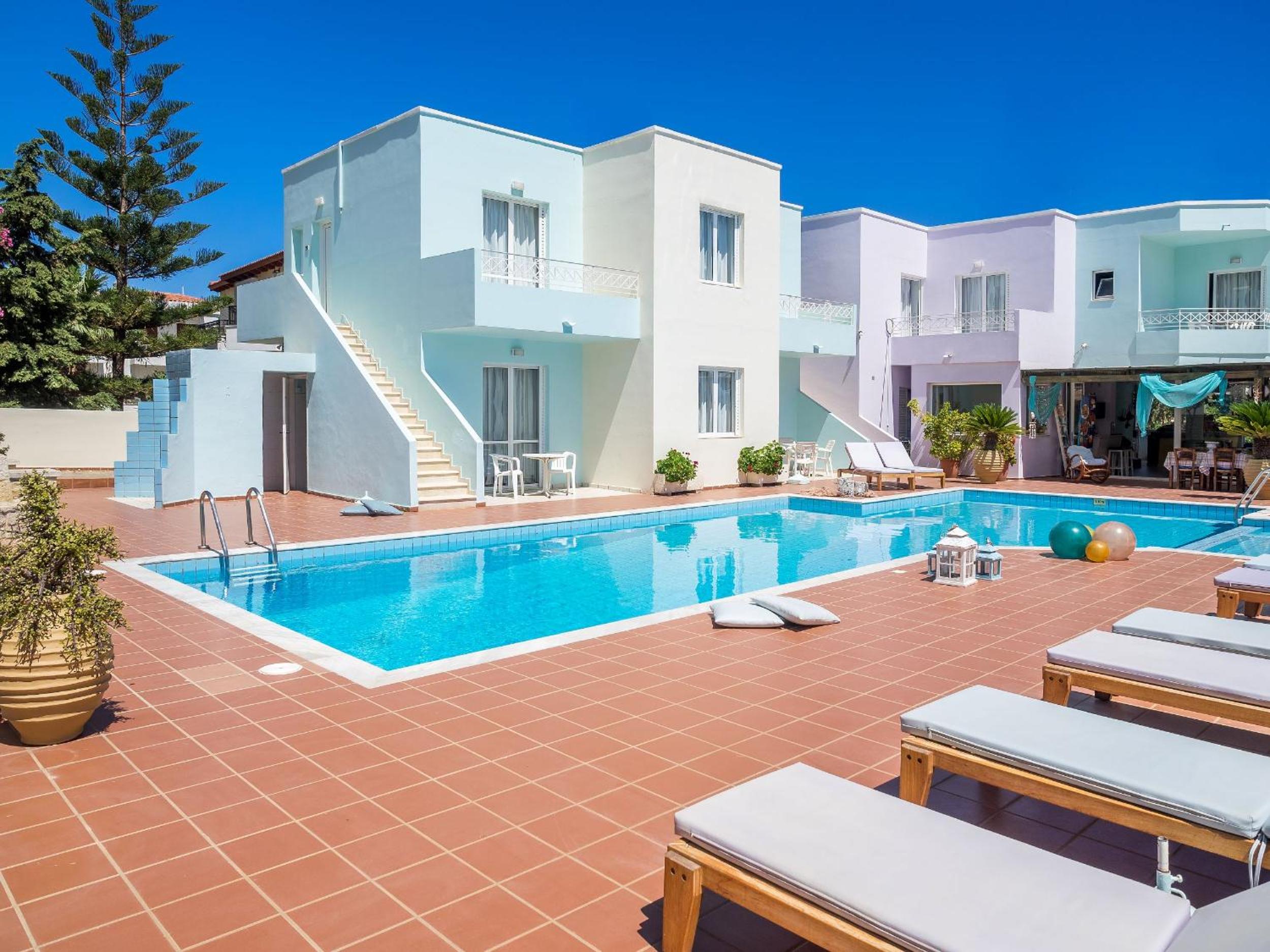 Фото W Suites by Estia