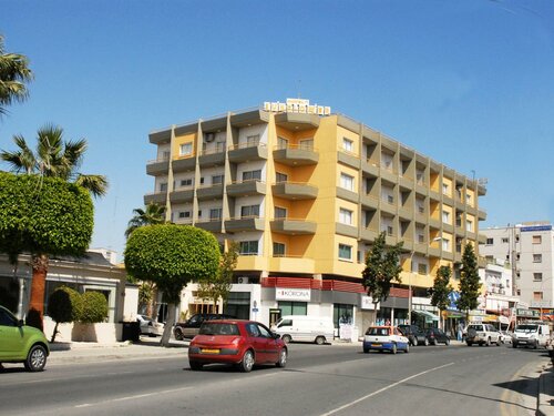 Гостиница Sunflower Hotel Apartments в Ларнаке
