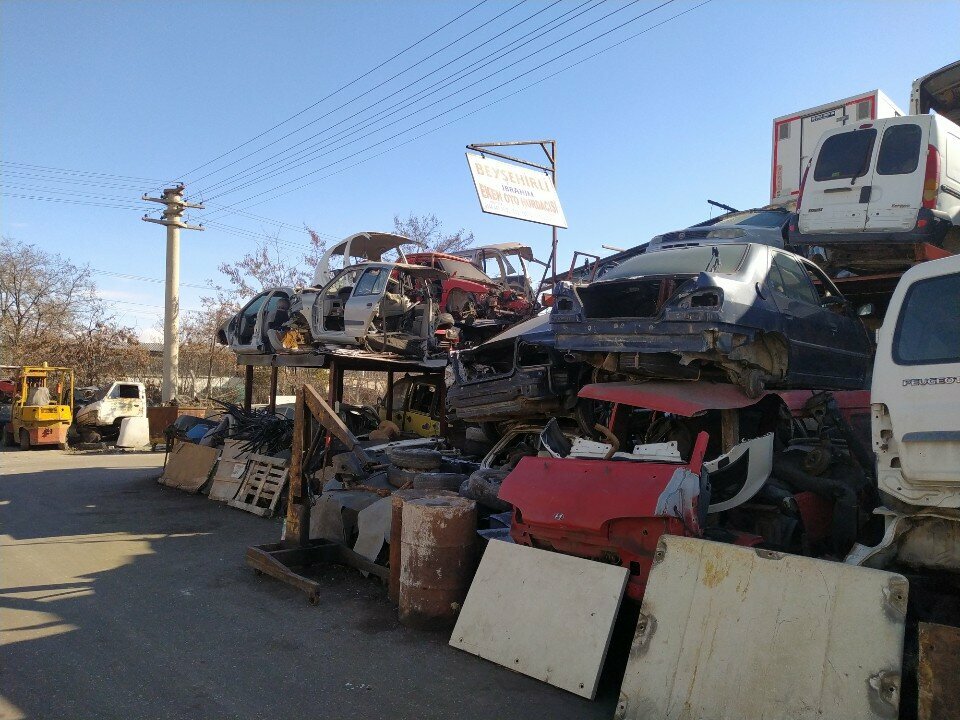 Car disassembly Beysehirli Ibrahim Eken Auto Scrap Dealer, Konya, photo