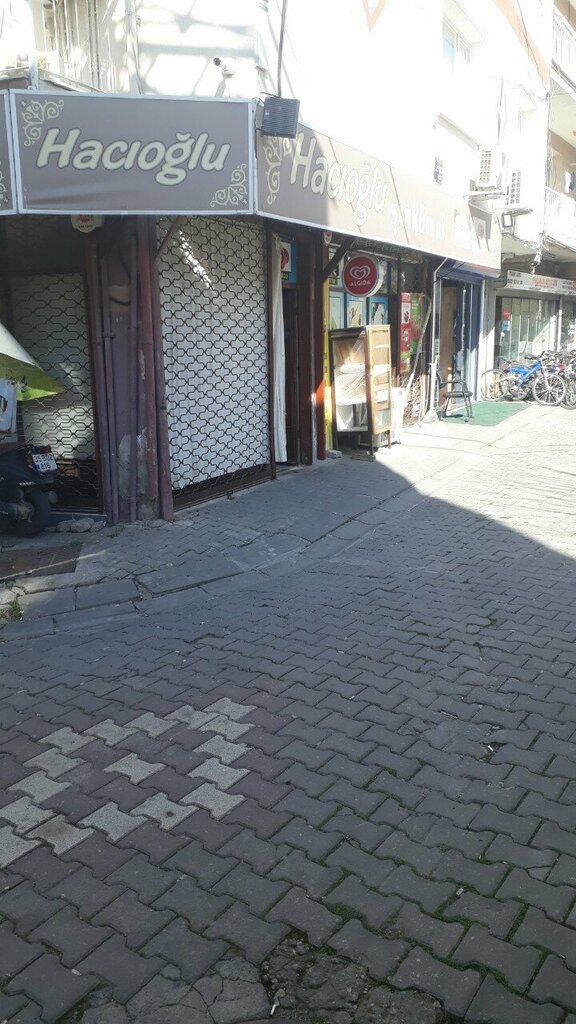 Dairy products shop Hacioglu Delicatessen, Izmir, photo