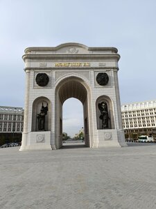 Triumphal Arch (Máńgilik El dańǵyly, 40), landmark, attraction
