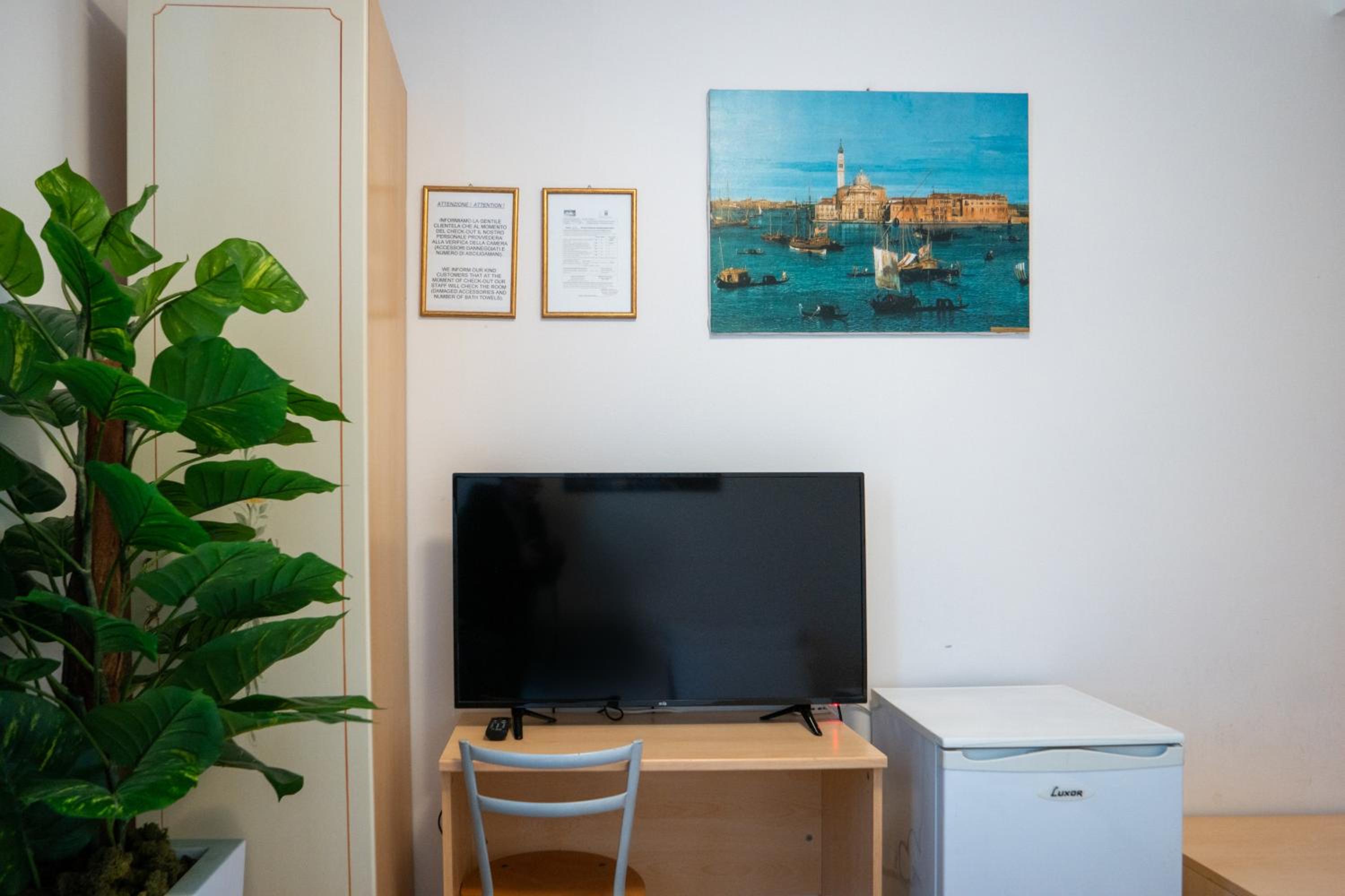 Фото Albergo Nuova Aurora