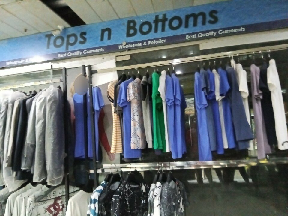 Clothing store Tops n bottons, Karachi, photo