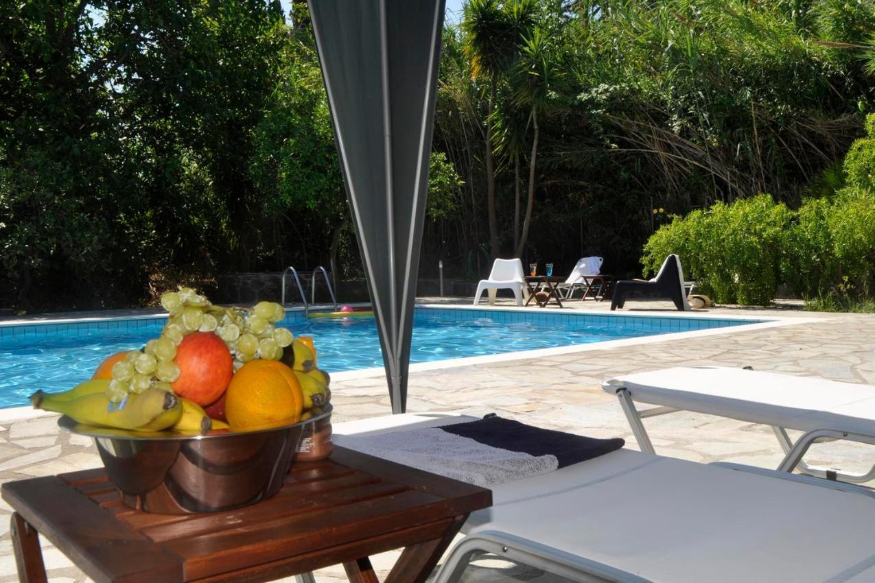 Фото Orange Grove Villas