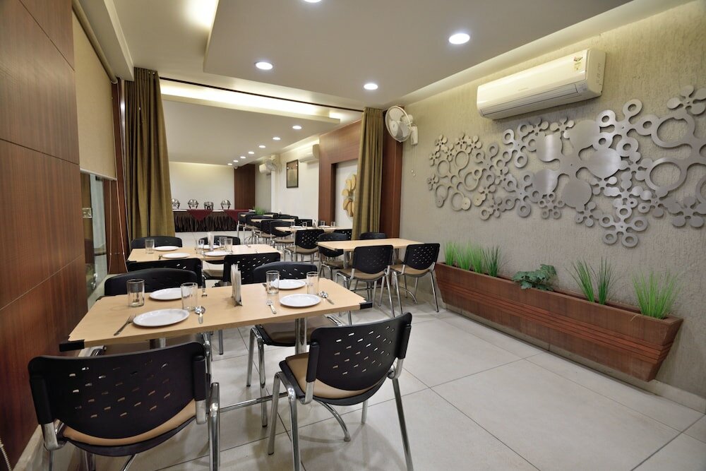 Фото Hotel Alankar Palace