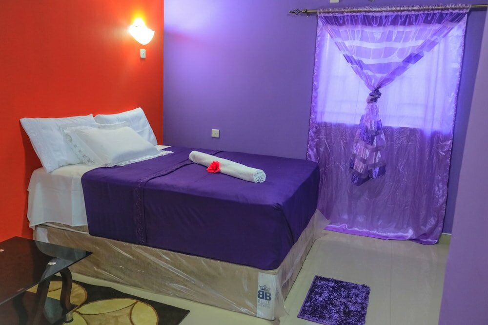 Фото Km Executive Lodge