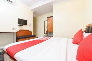Гостиница Oyo 15835 Hotel City Palace