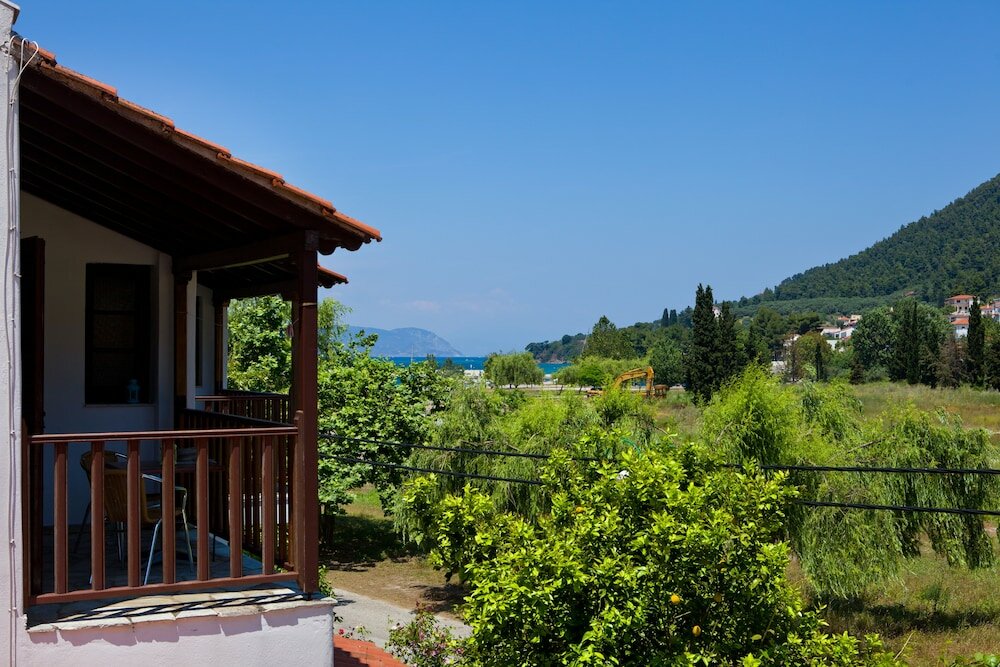 Фото Hovolo Hotel Apartments