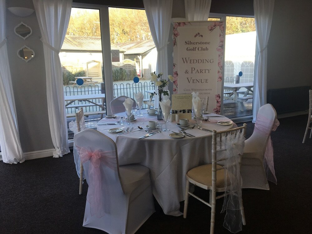 Фото Silverstone Golf Club & Hotel