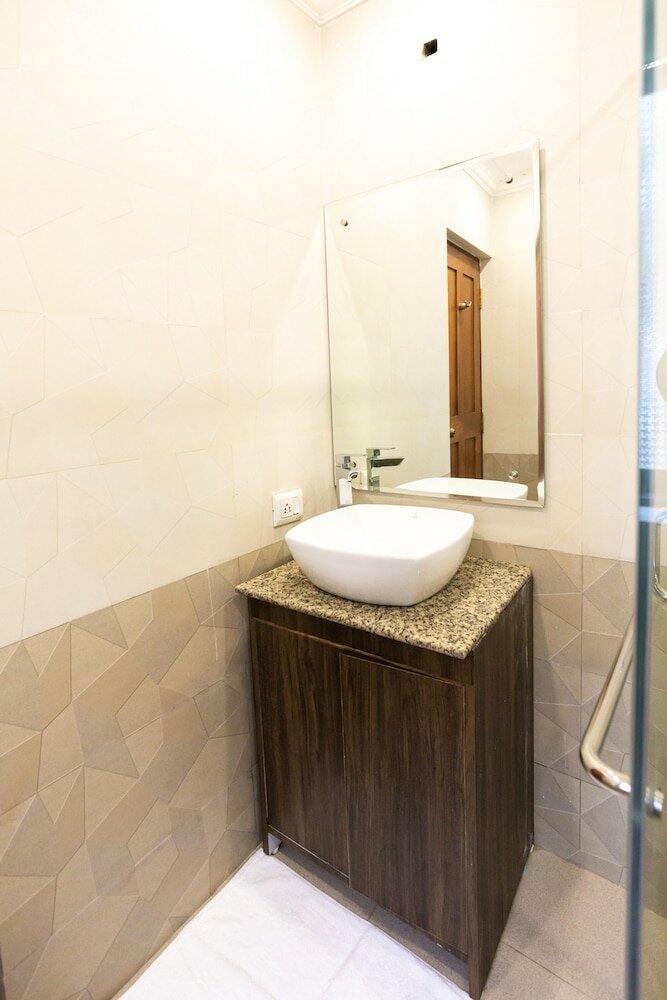 Фото Bougainvillea Guest House