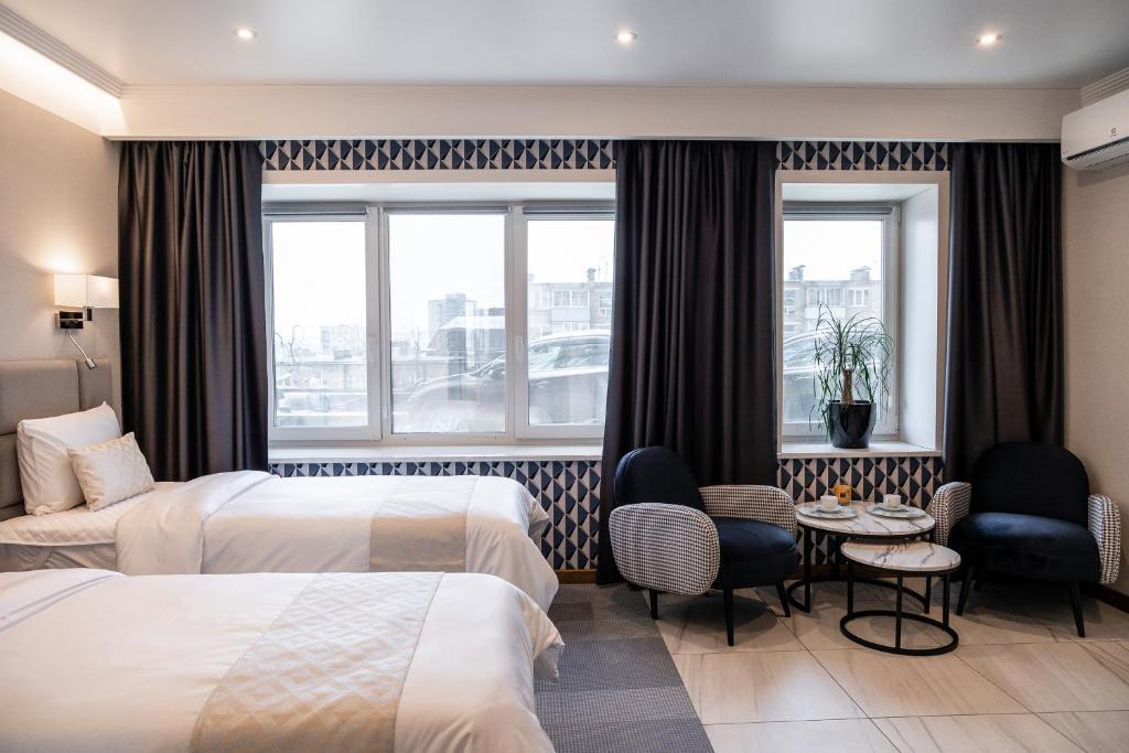 Фото отеля 1