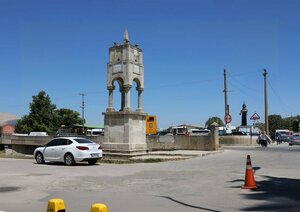 Liberty Monument (Edirne, Uzunköprü, Uzunköprü), genre sculpture