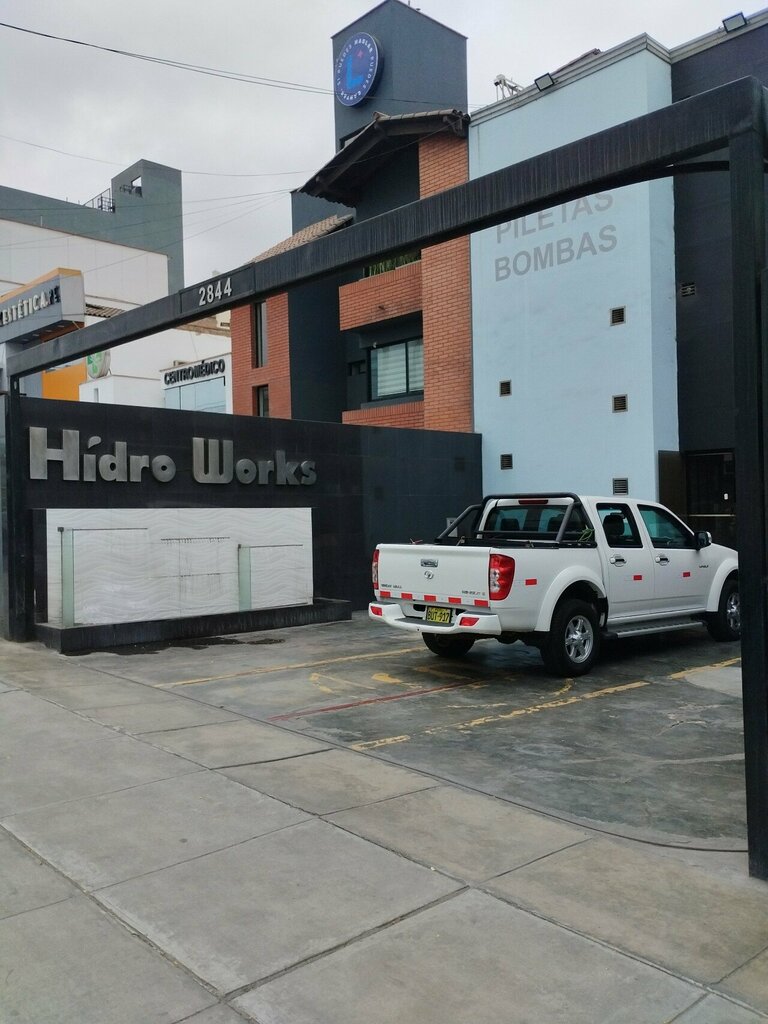 Construction and installation of swimming pools, water parks Hidro Works, Lima, photo