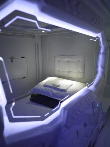 Фото Aloha Capsule Hotel