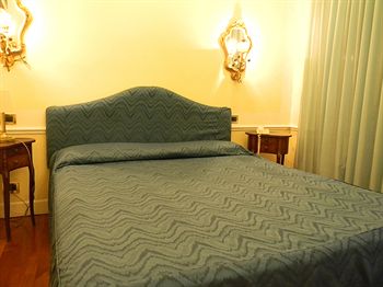 Фото Hotel Pantalon