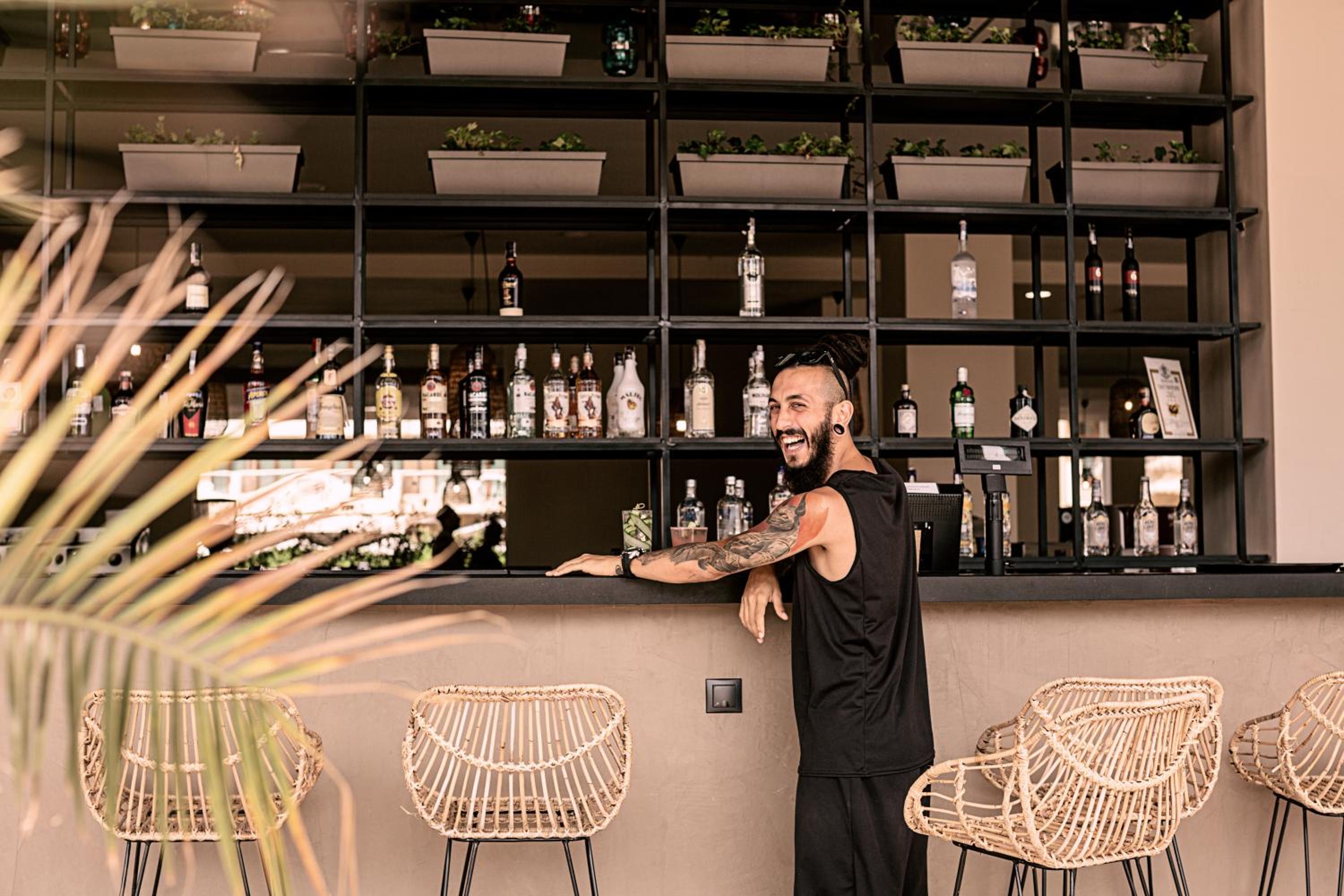 Фото Sunny Beach Club - Adults Only