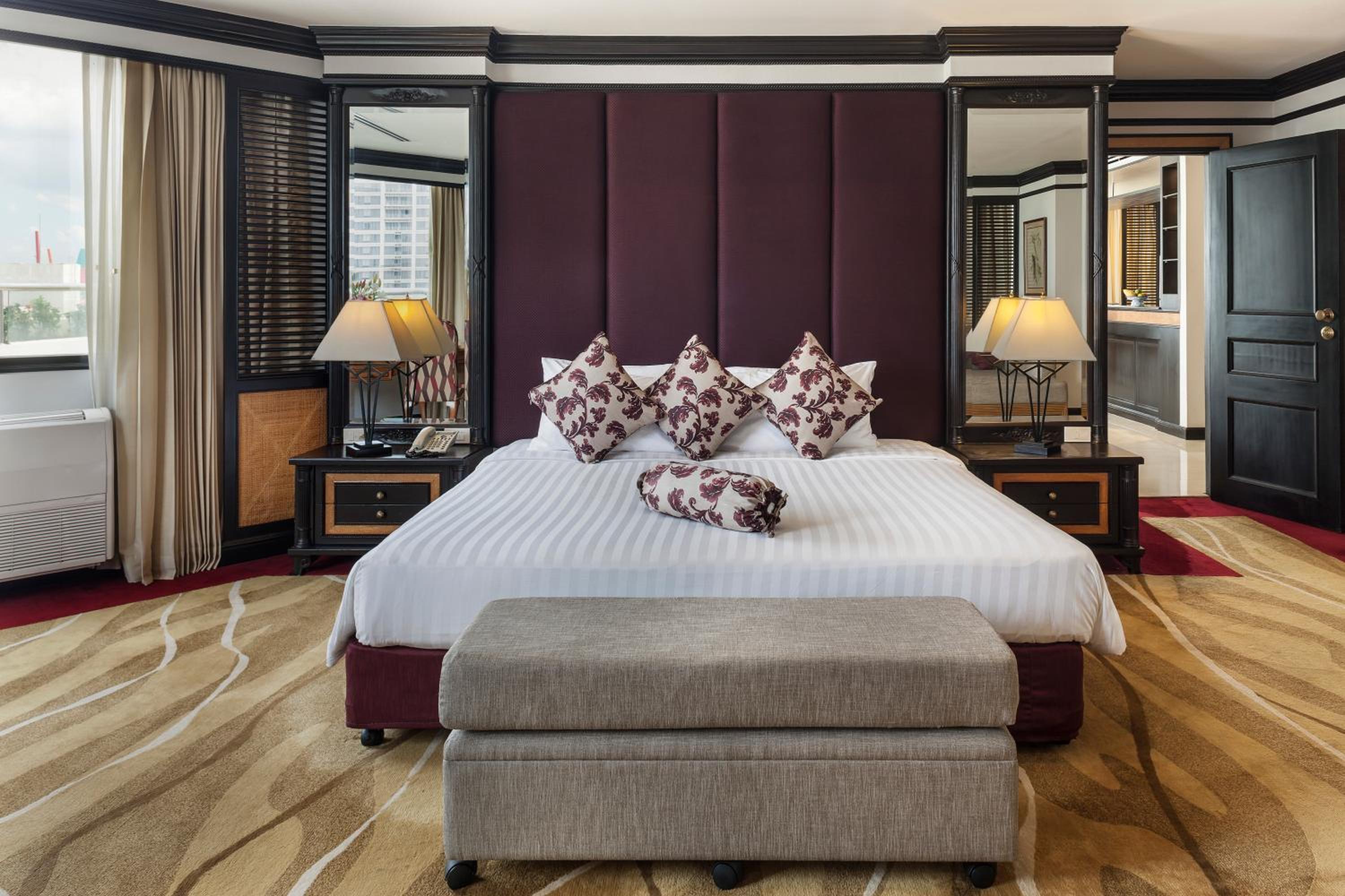 Фото Rembrandt Hotel Bangkok